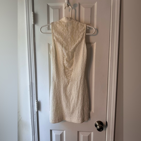 Vintage 1980s Lace Bodycon Dress - Picture 5 of 11